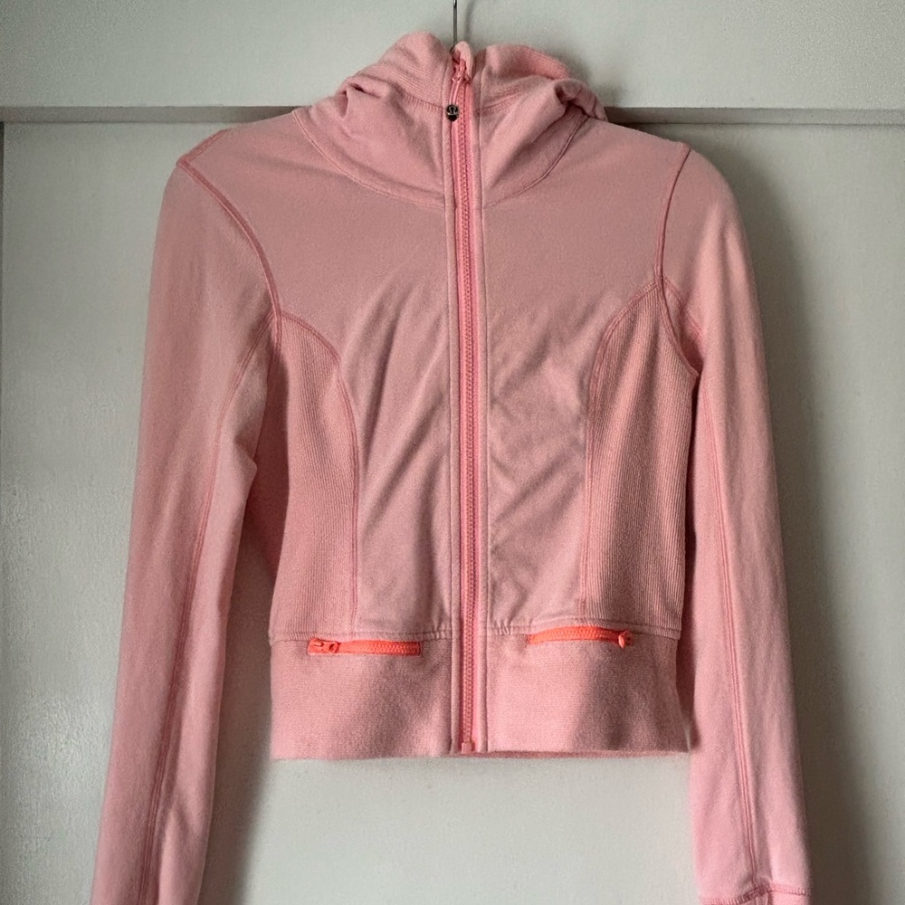 Lululemon vintage coral cropped scuba